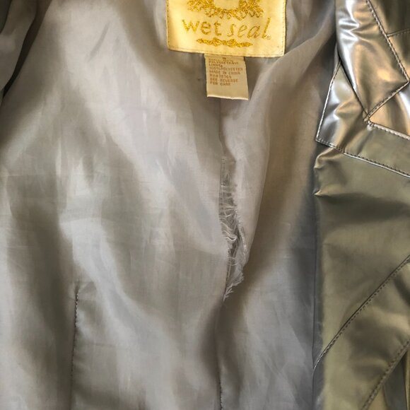 Vintage Wet Seal silver metallic rain trench coat - Picture 4 of 8